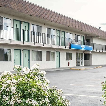 Rodeway Inn Pasco Exterior photo